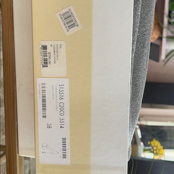 YSL Fuchsia Tribtoo - Picture 8 of 8